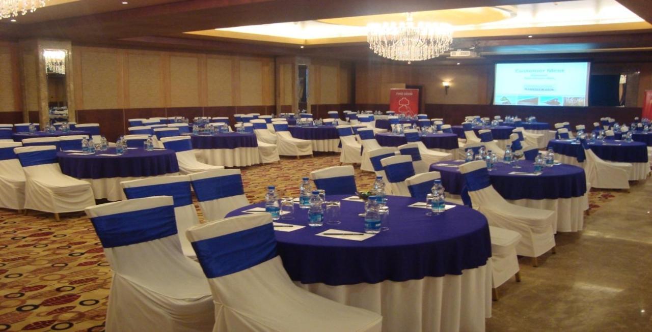 Savoy Suites Manesar Γκουργκάον Εξωτερικό φωτογραφία