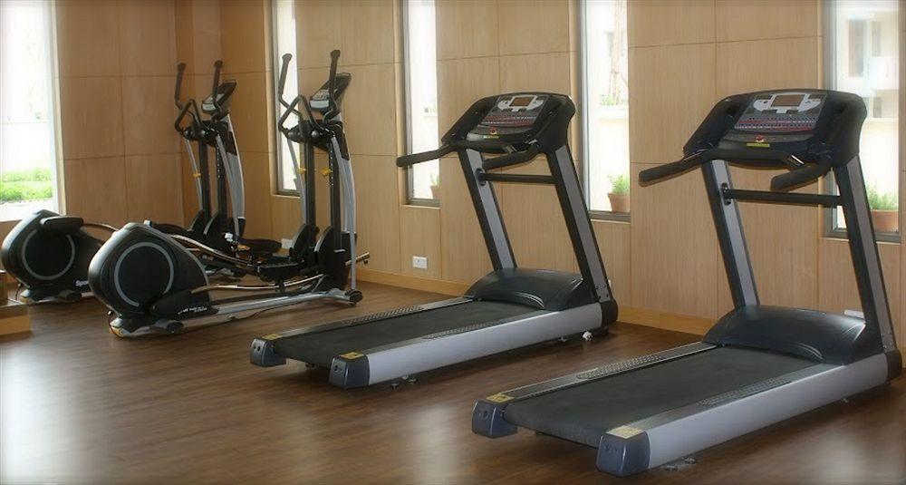 Savoy Suites Manesar Γκουργκάον Εξωτερικό φωτογραφία