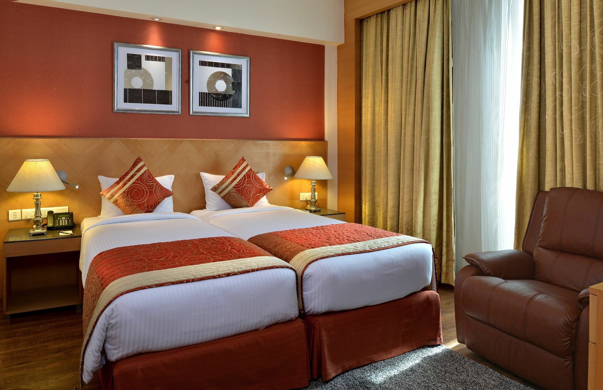 Savoy Suites Manesar Γκουργκάον Εξωτερικό φωτογραφία